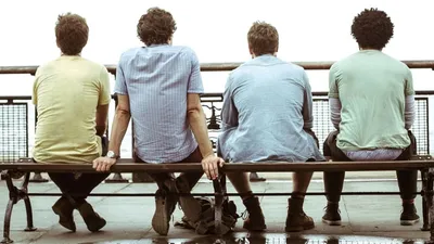 Growing Up and Other Lies izle