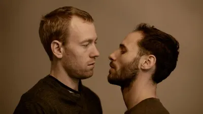 Sarışın - Un rubio izle